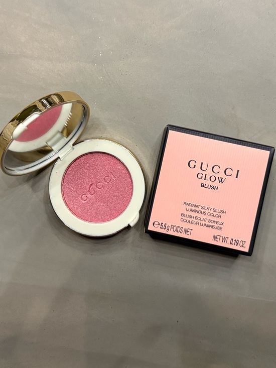 Gucci Other - Gucci Glow Blush — 02 Fresh Coral